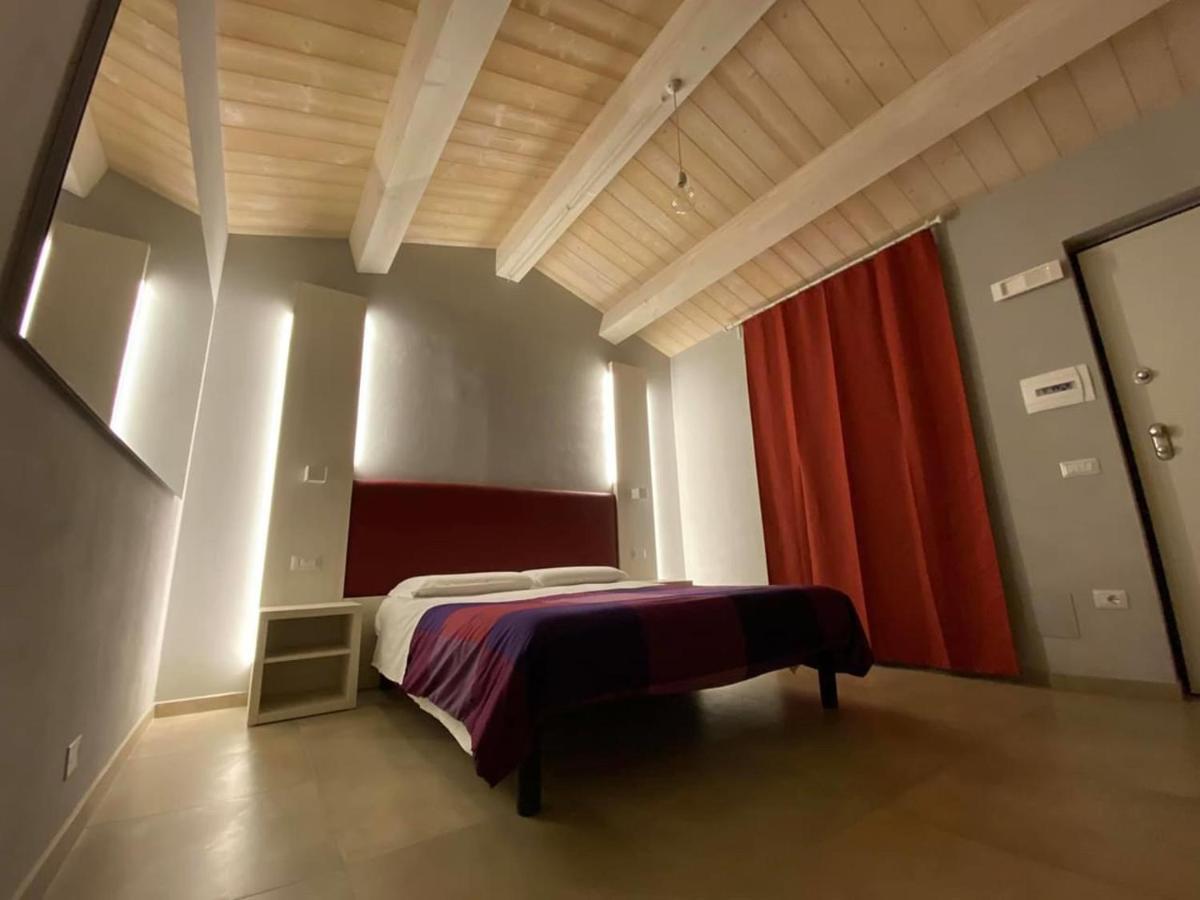 Il Villino Agriturismo B&B Belforte del Chienti Eksteriør billede