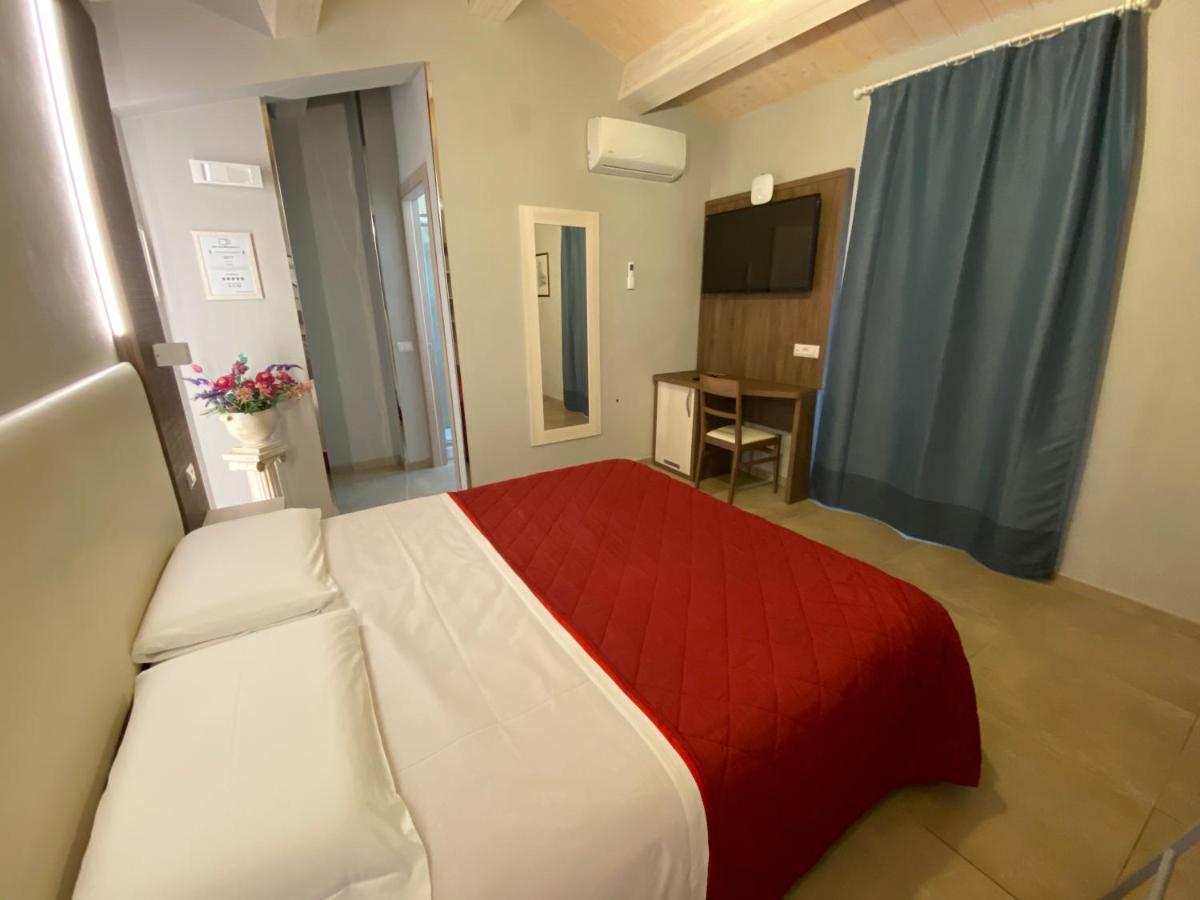 Il Villino Agriturismo B&B Belforte del Chienti Eksteriør billede
