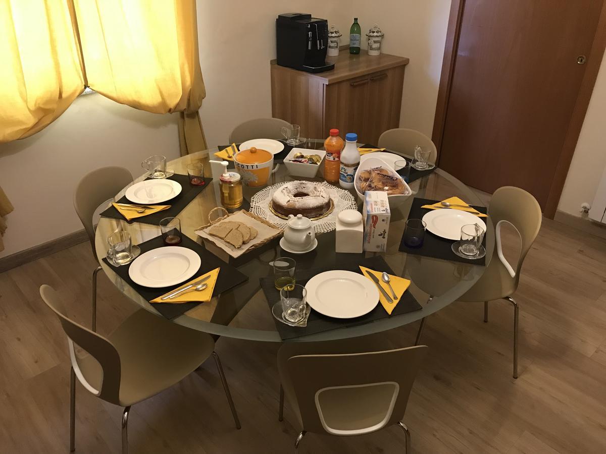 Il Villino Agriturismo B&B Belforte del Chienti Eksteriør billede