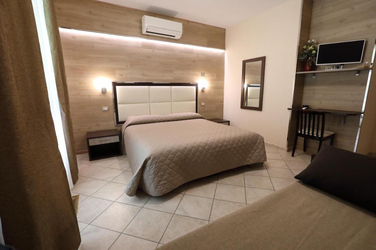 Il Villino Agriturismo B&B Belforte del Chienti Eksteriør billede