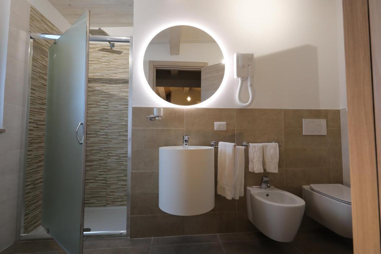 Il Villino Agriturismo B&B Belforte del Chienti Eksteriør billede